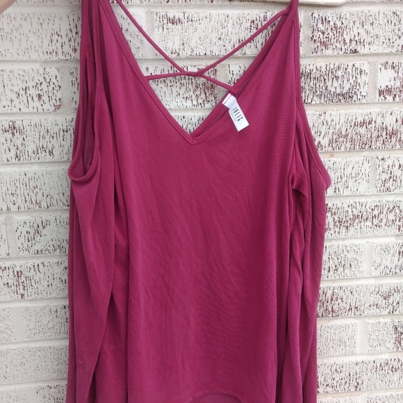 Shirt - Picture 4 of 4